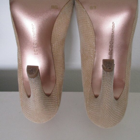 BCBGeneration "Parade" Womens Tan Leather .75" Platform Pump w/4" (net) Heel- 8M - Picture 11 of 11